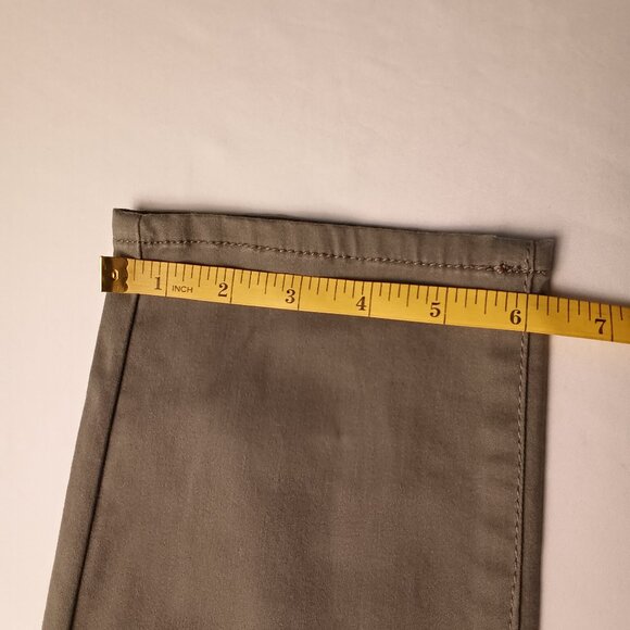 Chico's Jeans Size 2P Slim Leg Crop Low Rise Sage Green Color - Picture 9 of 9